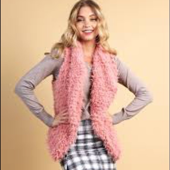 Papaya Faux Fur Dusty Rose Pink Furry Vest NWT🌸 - Picture 1 of 4